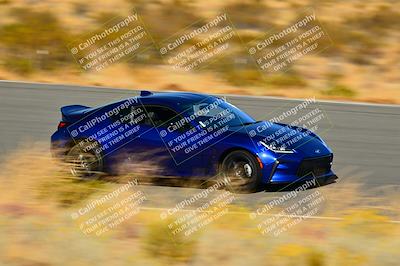 media/Nov-16-2024-Extreme Speed (Sat) [[6587d07cc4]]/Gold Group/Session 3 (The Bowl)/